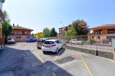 Casa in vendita, Via Giuseppe Grilloni, Como