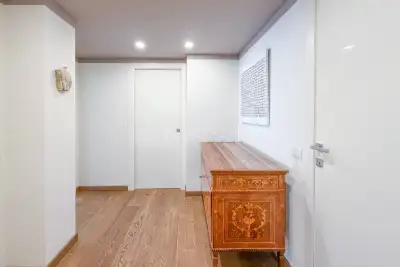 Casa in vendita, Viale Luigi Majno, Milano