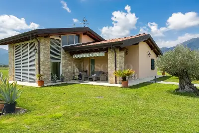 Villa in vendita, Via Mariola, Gussago