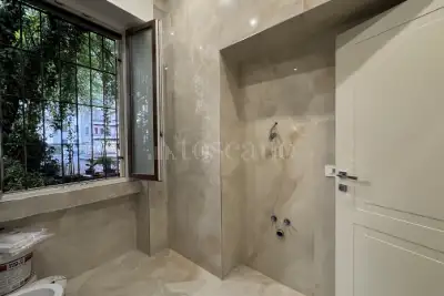 Casa in vendita, Viale Tunisia, Milano