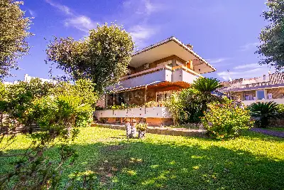 Villa in vendita, Via Giulianova, Fiumicino