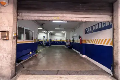 Negozio in affitto, Via Carlo Arturo Jemolo, Roma