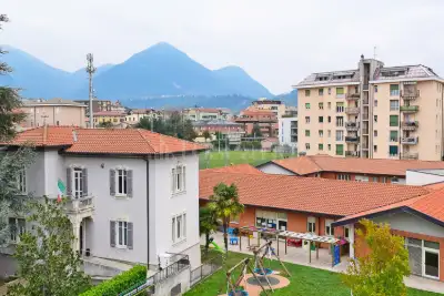 Casa in vendita, Via A. Diaz, Erba