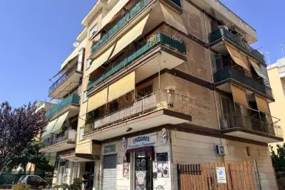 Casa in vendita, Via Virgilio, Pomezia