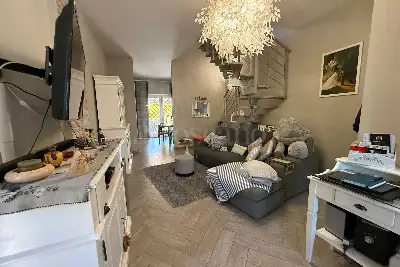 Villa Bifamiliare in vendita, Via Mario Aramu, Fiumicino