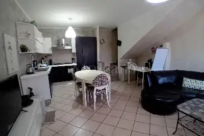 Casa in vendita, Via Montello, Pregnana Milanese