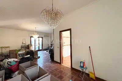 Villino a Schiera in vendita, Via Ernesto Basile, Roma