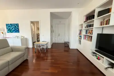 Attico in vendita, Via Edoardo Jenner, Roma