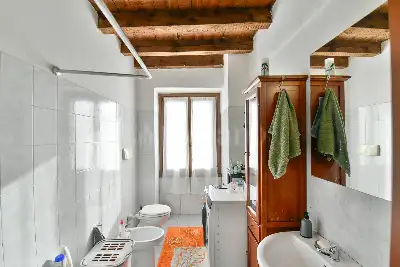 Casa in vendita, Via Vandelli, Como