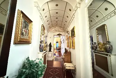 Casa in vendita, Via della Mercede, Roma