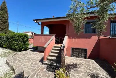 Villa in vendita, Via Vandoies, Roma