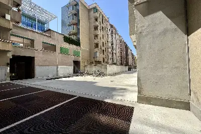 Laboratorio in vendita, Viale Lodovico Scarampo, Milano