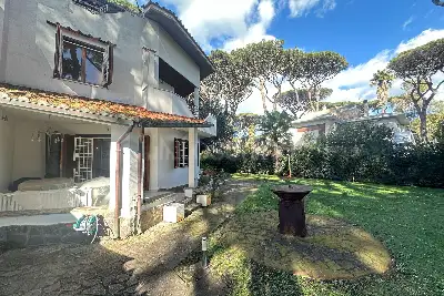 Villa Plurifamiliare in vendita, Via Nervi, Fiumicino