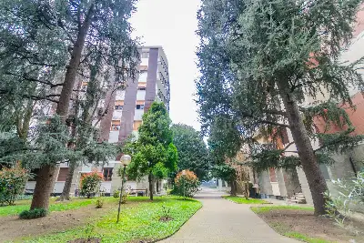 Casa in vendita, Via Lario, Milano