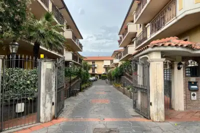 Casa in vendita, Via Giovanni Guglielmino, Tremestieri Etneo