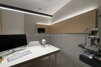Negozio in vendita, Via Friuli, Milano