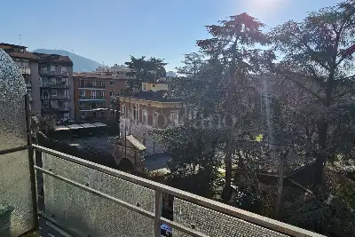 Casa in vendita, Via Montello, Brescia