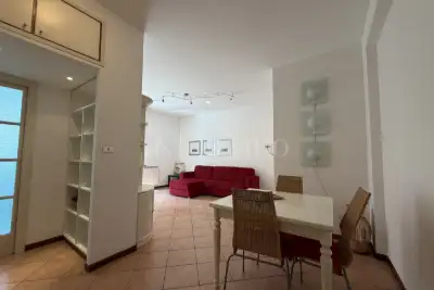 Casa in affitto, Via dei Tulipani, Milano