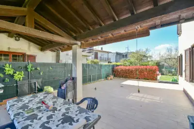 Villa in vendita, Via Gaetano Casati, Besana in Brianza