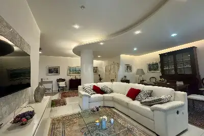 Casa in vendita, Via Franco Sacchetti, Roma