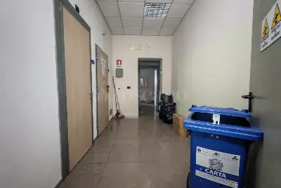 Negozio in vendita, Piazza Giovanni Paolo II , San Vito dei Normanni