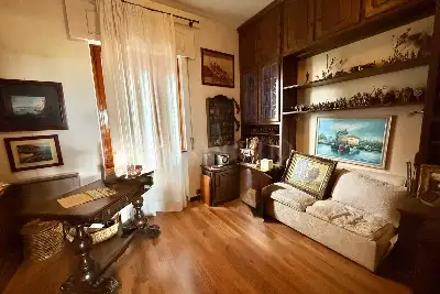 Casa in vendita, Via degli Estensi, Roma