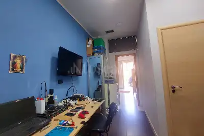 Attività Commerciale in vendita, Via Consalvo 110, Napoli