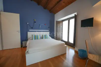 Palazzo in vendita, Via Transito, Catania