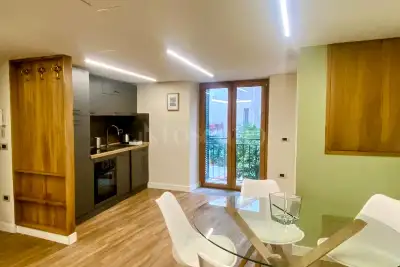 Casa in affitto, Via S.Carlo Alle Mortelle, Napoli