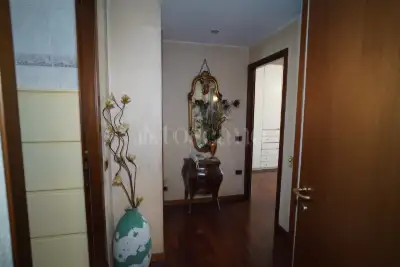 Casa in vendita, Via Cardinale Mezzofanti, Milano