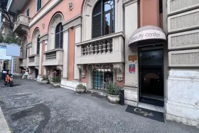 Attività Commerciale in vendita, Via Giovanni Paisiello, Roma