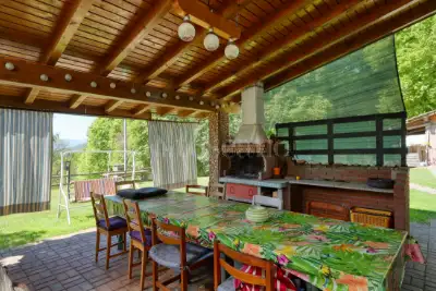 Casa Indipendente in vendita, Via Provinciale, Marchirolo