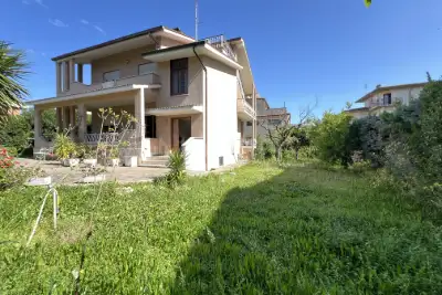 Villa in vendita, Via Turrivalignani, Roma