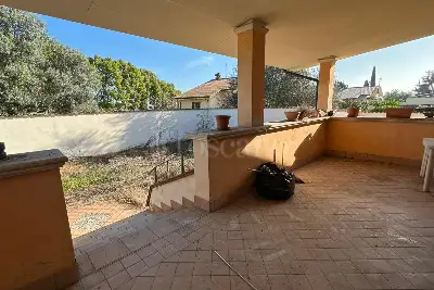 Villa in vendita, Via delle Nespole, Roma