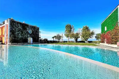 Casa in vendita, Lungolago Giuseppe Garibaldi, Peschiera del Garda