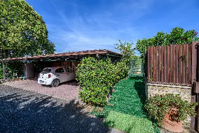 Villino a Schiera in vendita, Via della Giustiniana, Roma