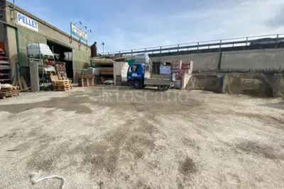 Attività Commerciale in vendita, Via Monte Sant'Elia, Induno Olona