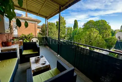 Casa in vendita, Via Teognide, Roma