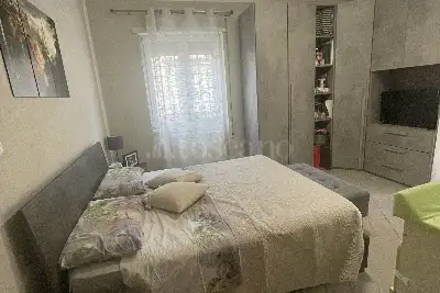 Casa in vendita, Via Silvio Pellico, Pomezia