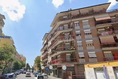Attività Commerciale in vendita, Via Sampiero di Bastelica, Roma
