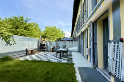 Villino a Schiera in vendita, Via Giuseppe de Finetti, Milano