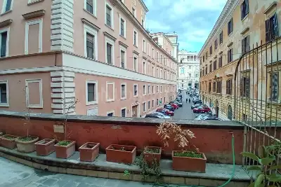 Casa in vendita, Piazza di SS Apostoli, Roma