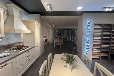 Negozio in vendita, Via Ginetta Caccianotti, Biandrate