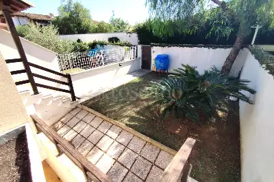 Villino a Schiera in vendita, Via Fanano, Roma