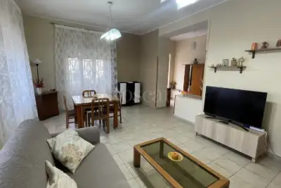 Casa Indipendente in vendita, Via Rodi, Cervaro