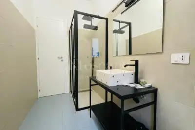 Casa in vendita, Via Cenisio, Milano