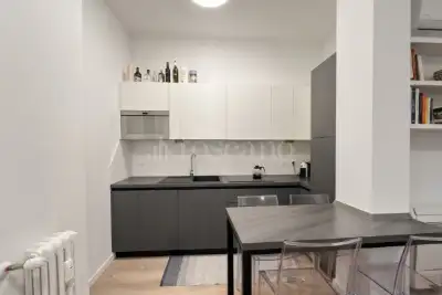 Casa in vendita, Via Luigi Soderini, Milano