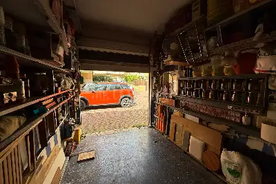 Box in vendita, Via Capo Palinuro, Roma