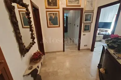 Casa in vendita, Via Madonna dei Cieli, Catanzaro