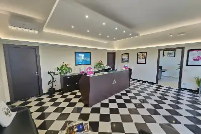 Negozio in vendita, Via Aurelia , Santa Marinella